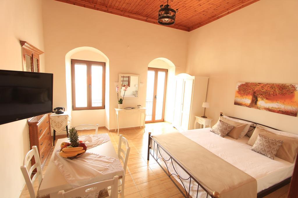 Holiday home Athanasia's House